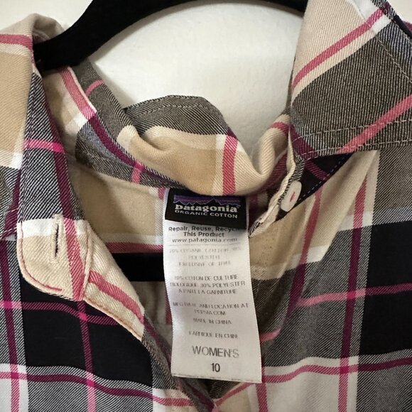 Patagonia Womens Organic Cotton Button up Flannel - Picture 2 of 3